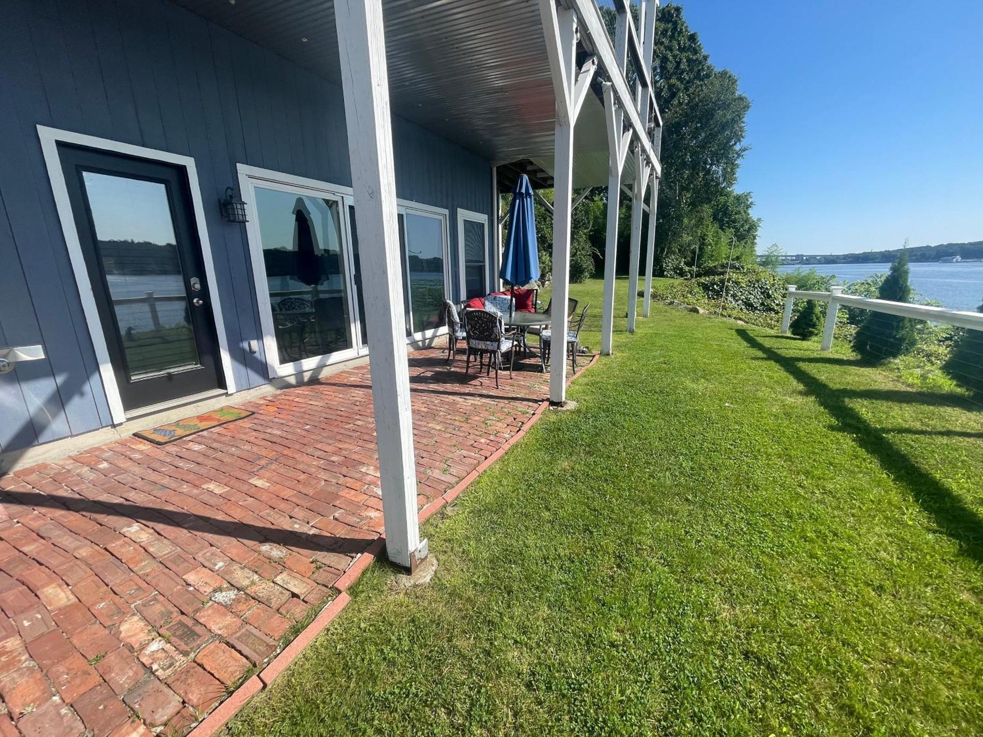 Waterfront Home With A View Groton Exterior photo